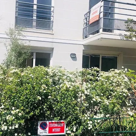 Spacious Flat Garden&parking 5min Basel Tram Bus Airport Apartment Saint-Louis (Haut-Rhin)
