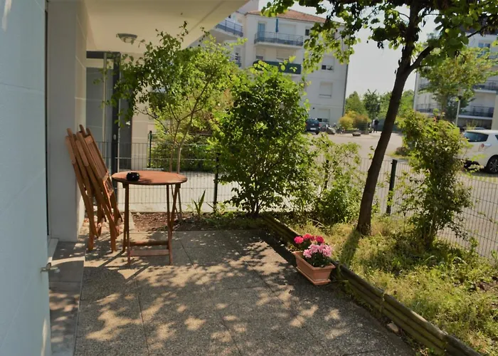 Spacious Flat Garden&parking 5min Basel Tram Bus Airport