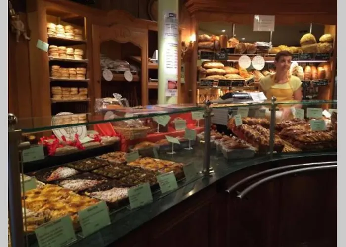 Spacious Flat Garden&parking 5min Basel Tram Bus Airport Apartamento *